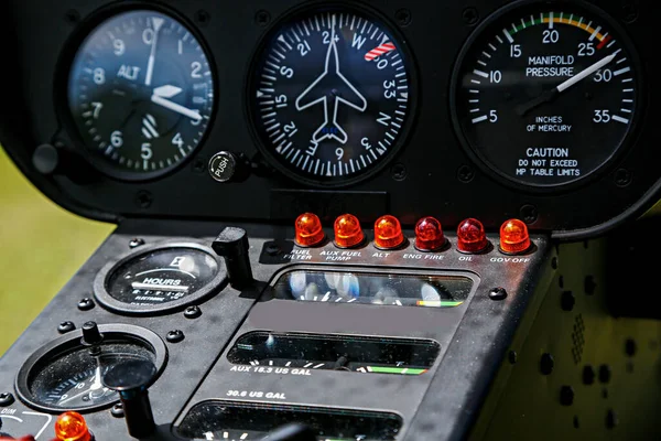 Cockpit Com Instrumentos Helicóptero — Fotografia de Stock