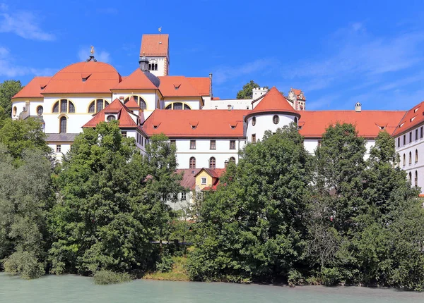 Malerischer Blick Auf Die Majestätische Mittelalterliche Burgarchitektur — Stockfoto