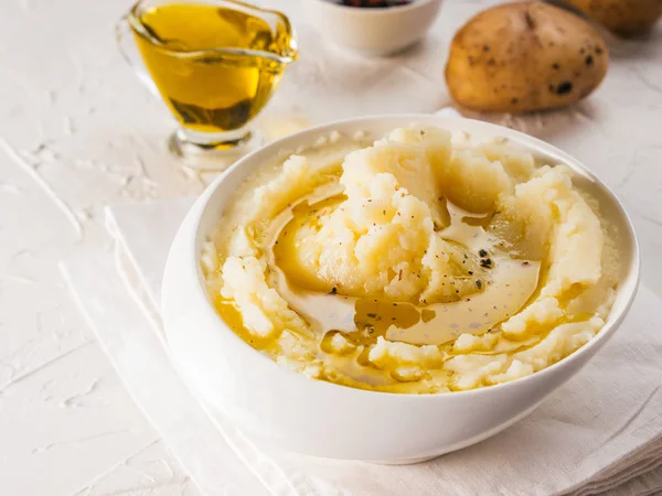 Mashed Potatoes White Bowl Cloth Napkin Pepper Olive Oil Textured — Stock Photo, Image