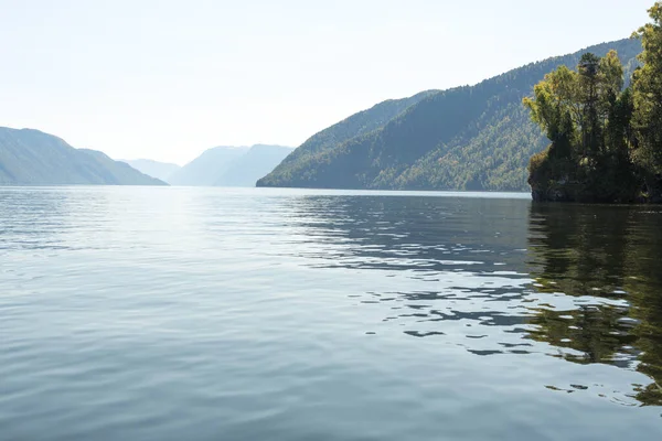 Lago Azul Cuando Clima Agradable — Foto de Stock