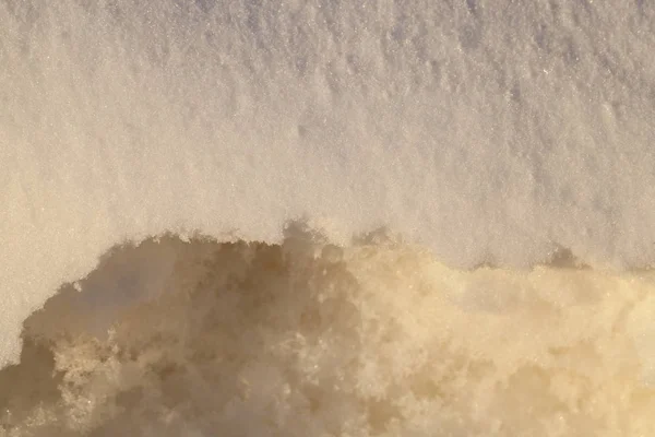 Una Gruesa Capa Nieve Temporada Invierno Después Una Nevada Primer — Foto de Stock