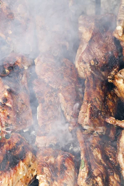 Carne Hueso Durante Cocción Pincho Mangal Primer Plano Naranja Hermosa — Foto de Stock