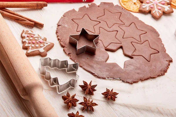 Dekorera Pepparkakor Deg Rullande Stift Form Skärare För Handgjorda Kakor — Stockfoto