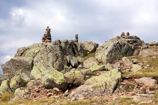 Πέτρα Πυργίσκος Στο Βράχο Στο Rittnerhorn Στο Νότιο Tyrol — Φωτογραφία Αρχείου