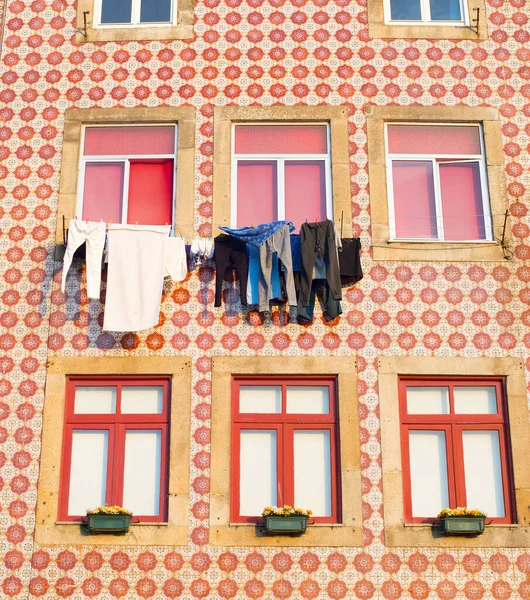 Traditional Porto House Decorated Tile Typical Португалия Way Drying Clothes — стоковое фото