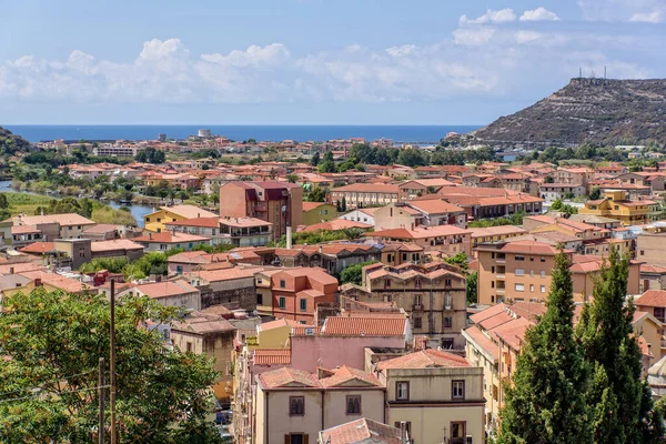 Bosa Kasabası Akdeniz Kıyısı Temo Sardunya — Stok fotoğraf