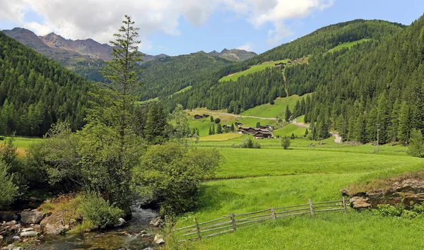 Malerischer Blick Auf Die Majestätische Alpenlandschaft — Stockfoto