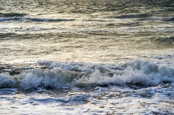Волны Пенополистирола Океане — стоковое фото