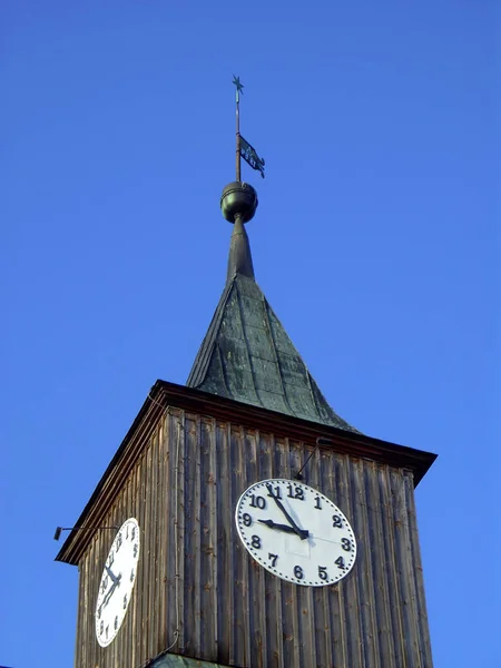 福音派の町教会の塔 — ストック写真