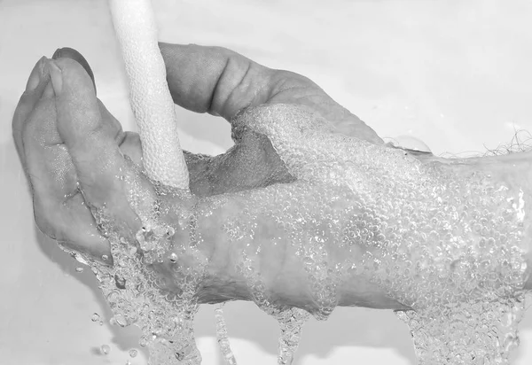 Mano Sosteniendo Una Espuma Nieve —  Fotos de Stock