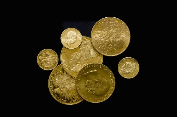 Some Gold Austrian Crowns Coins — Stock Photo, Image