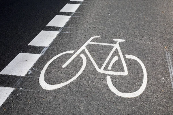 Знак Велосипеда Асфальтированной Дороге — стоковое фото