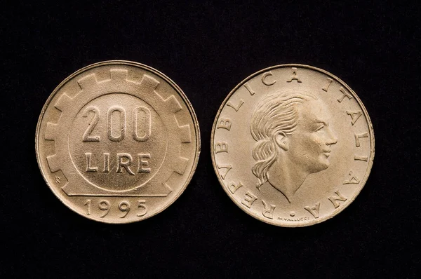 Італійська Монета Лір 200 — стокове фото