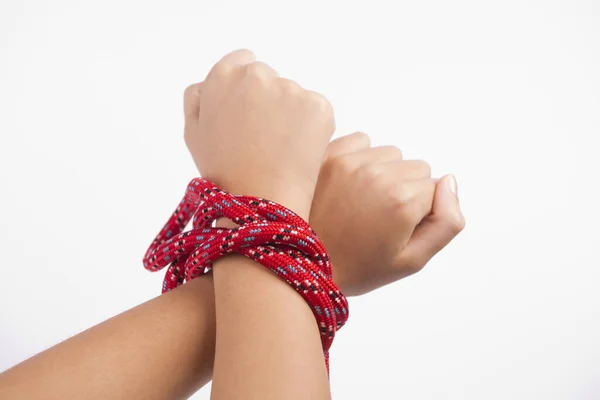 Руки Пов Язані Червоною Мотузкою — стокове фото