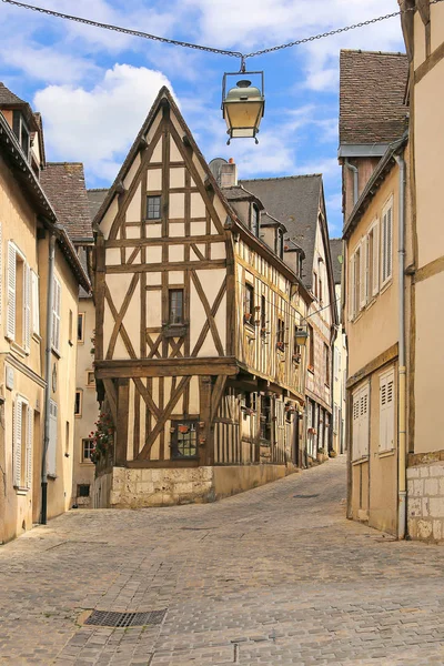 Historisch Vakwerkhuis Aan Rue Des Ecuyers Chartres — Stockfoto