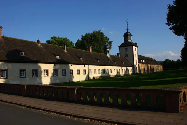 Malerischer Blick Auf Die Majestätische Mittelalterliche Burgarchitektur — Stockfoto