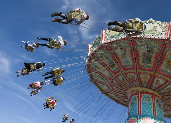 Whirligig Oktoberfest Carrossel Com Pessoas — Fotografia de Stock