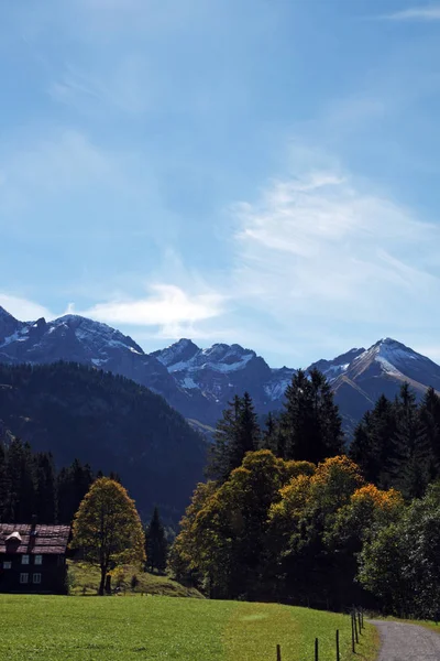 Traveling Beautiful Alps — Stock Photo, Image