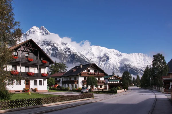 Vista Panorámica Del Majestuoso Paisaje Los Alpes —  Fotos de Stock