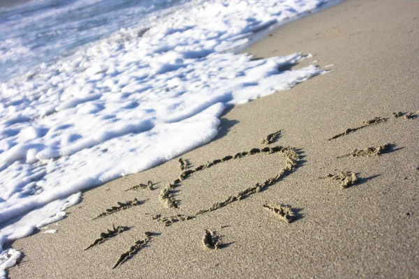 Palavra Amor Escrita Areia Praia — Fotografia de Stock