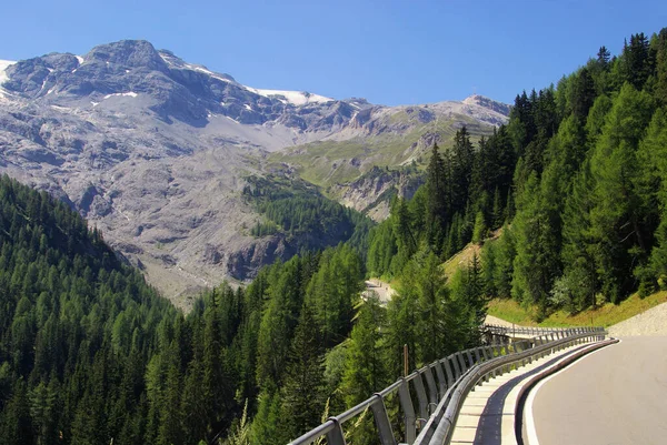 Malerischer Blick Auf Die Majestätische Alpenlandschaft — Stockfoto