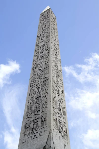 Obelisk Luxoru Paříže — Stock fotografie