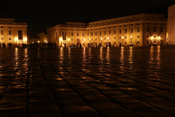 Praça Saint Peters Noite — Fotografia de Stock