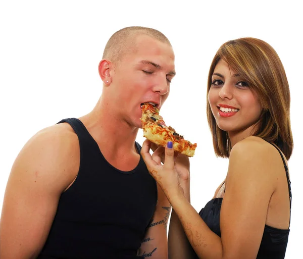 Birlikte Pizza Yiyen Genç Bir Çift — Stok fotoğraf