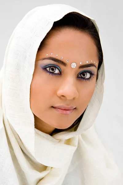 Mulher Muçulmana Com Cachecol — Fotografia de Stock