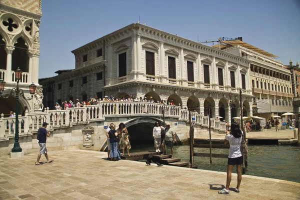 Pont Sur Grand Canal — Photo