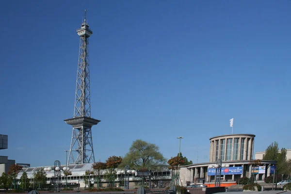 Torre Radio Berlin Con Area Espositiva — Foto Stock