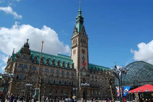 Balai Kota Dan Balai Kota Pasar Hamburg — Stok Foto