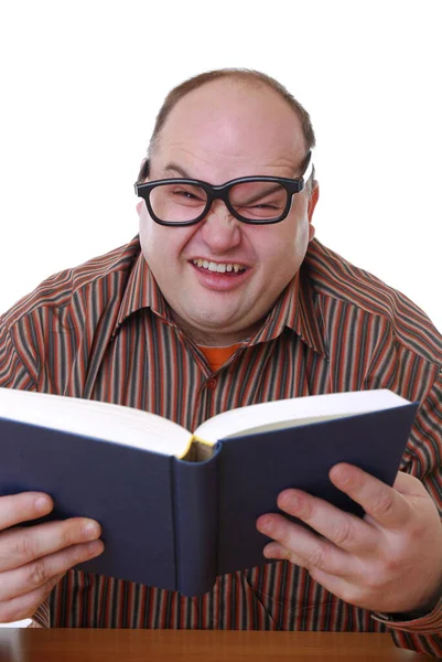 Jongeman Die Een Boek Leest — Stockfoto