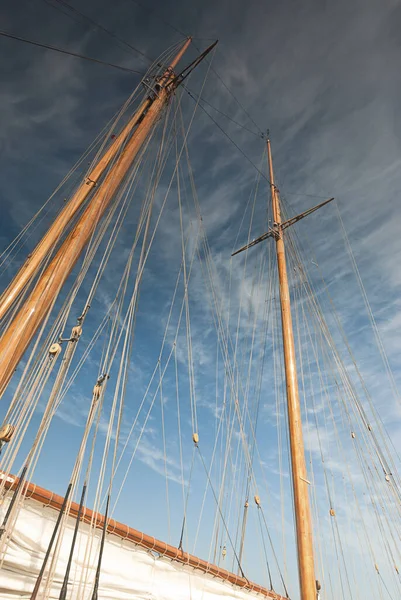 Masts Sailing Boat Kirkwall Harb — Stock Photo, Image