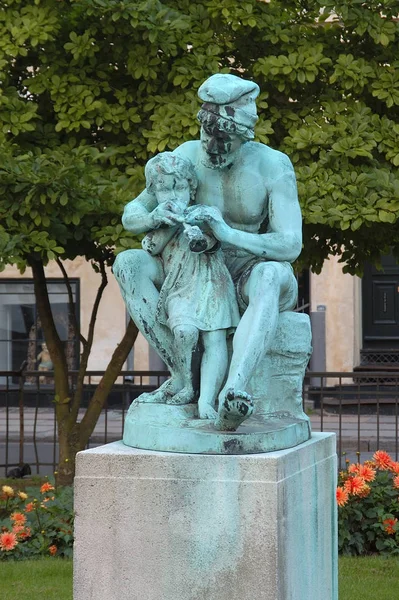 Estatua Del Hombre Parque —  Fotos de Stock