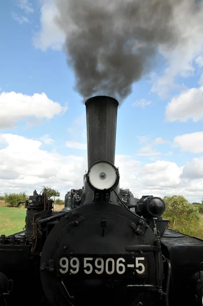 小型鉄道を利用します 100年以上前のものです — ストック写真