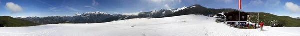 Vista Bela Paisagem Com Montanhas — Fotografia de Stock