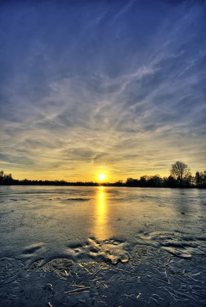 Lago Ghiacciato Tramonto — Foto Stock