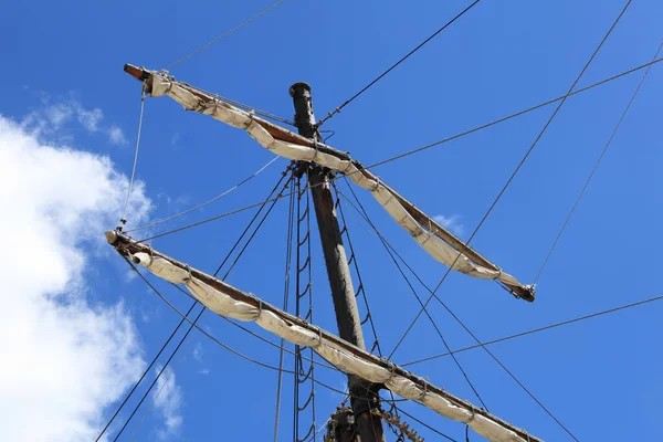 Mast Van Een Schip Zee — Stockfoto