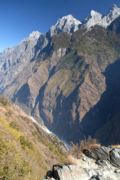 Tiger Leaping Gorge Canyon — Stock Photo, Image