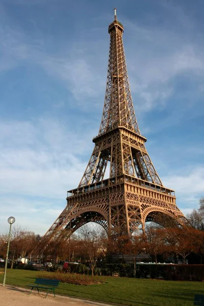 Eiffel Torony Quai Branly Ból — Stock Fotó