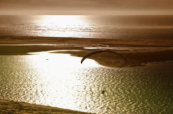 Paragliding Pánvi Arcachon — Stock fotografie