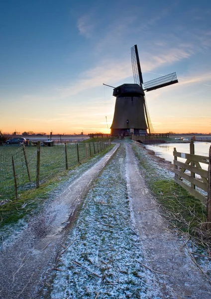 Vue Panoramique Paysage Avec Bâtiment Moulin Vent — Photo