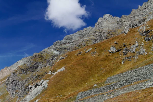 Grossglockner Grubundaki Yüksek Dağ Manzarası Ulusal Park — Stok fotoğraf