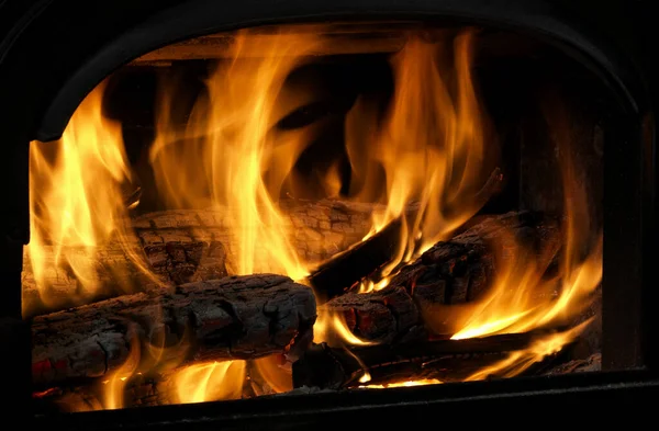 Close Flaming Logs Fire — Stock Photo, Image