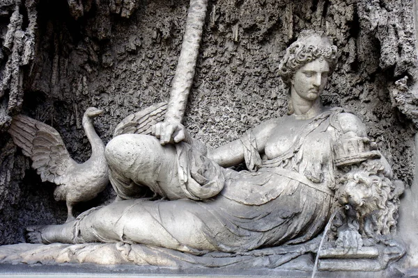 罗马的一个喷泉 — 图库照片