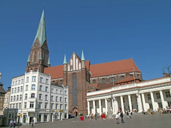 Malerischer Blick Auf Majestätische Kathedralenarchitektur — Stockfoto