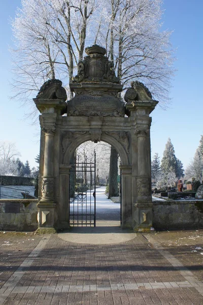 Malerischer Blick Auf Die Majestätische Mittelalterliche Burgarchitektur — Stockfoto