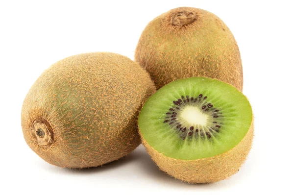 Kiwi Utuh Dan Irisan Pada Latar Belakang Putih — Stok Foto