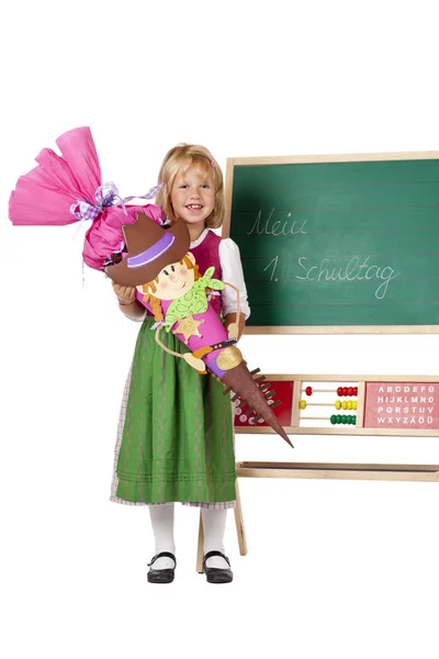 Meisje Met Lekkernijen Eerste Schooldag Voor Schoolbord Geïsoleerd Witte Achtergrond — Stockfoto